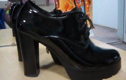 Продам: Продам женские туфли в Барнауле - объявление №122143