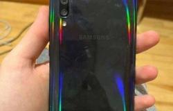 Samsung Galaxy A50, 128 ГБ, б/у в Москве - объявление №1284428