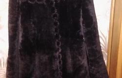 Продам: Продам  черную женскую мутоновую шубку48-50 размера в Санкт-Петербурге - объявление №139478