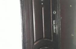 Продам: Входная дверь в Омске - объявление №145556
