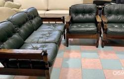 Финский кожаный диван-кровать с креслами на массив в Ставрополе - объявление №1572983