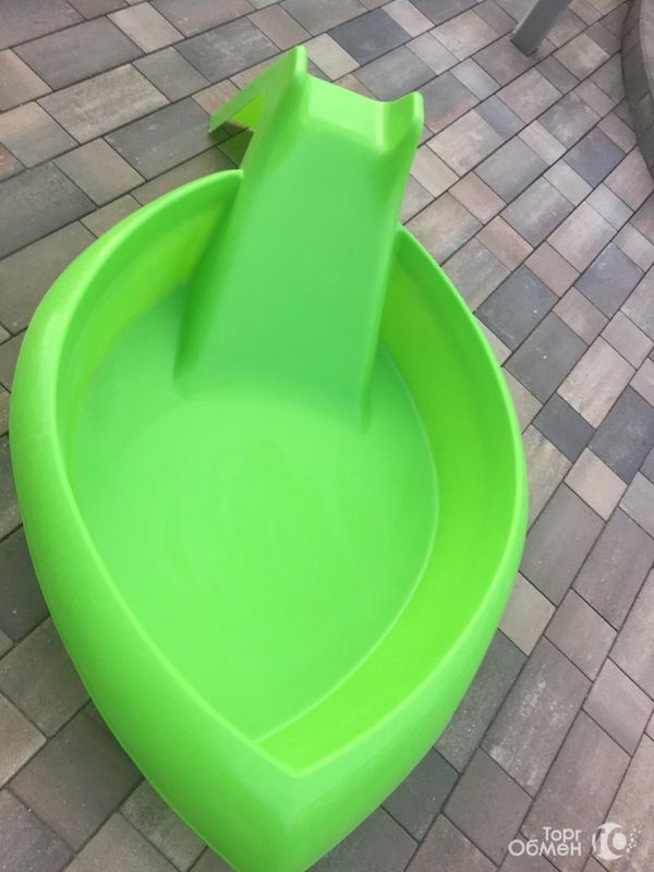 Продам пластиковый с горкой детский бассейн, зеленого цвета. Детям до 4-х лет.  - Фото 2