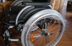 Продам: Продам инвалидную коляску 