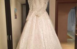 Свадебное платье со шлейфом в Петрозаводске - объявление №1638641