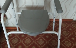 Продам: кресло- туалет для инвалидов и пожилых людей в Челябинске - объявление №169007