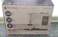 Продам: Новая электромеханическая швейная машинка SINGER 7640G.  в Сыктывкаре - объявление №171446