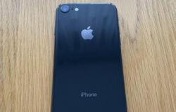 Apple iPhone 8, 64 ГБ, б/у в Калуге - объявление №1755897