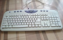 Продам:  Клавиатура Genius K645 в Москве - объявление №180172
