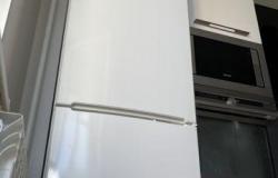 Холодильник bosch kgn39 в Красноярске - объявление №1807112