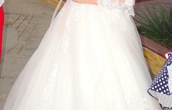 Продам: Продаю свадебное платье.  в Симферополе - объявление №184875