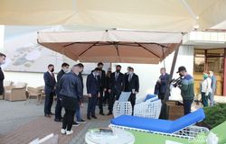 Продам: Зонт на боковой опоре 3,5х3,5 м. в Краснодаре - объявление №186596