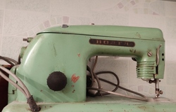 Продам: Продам швейную машинку элек. Волга в Волгограде - объявление №187782