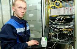 Предлагаю работу : Требуются электромеханики и электромонтеры в Вольске - объявление №189917