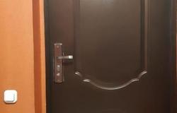Продам: Дверь входная металлическая  в Барнауле - объявление №193387