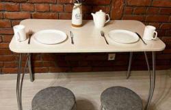 Кухонный стол и стулья комплект в Владимире - объявление №1979076