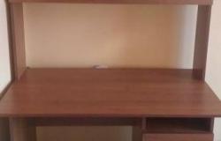 Письменный стол с надстольем в Ставрополе - объявление №1986134