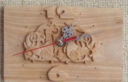 Часы настенные из дерева с ручной резьбой в Симферополе - объявление №2052250