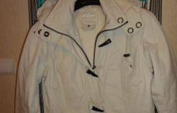 Демисезонная куртка с капюшоном в Чебоксарах - объявление №2075483