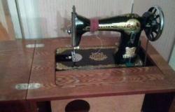 Швейная машина с тумбой в Уфе - объявление №2076424