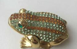 Продам: Статуэтка лягушка стразы сваровски swarovski талисман деньги сувенир подарок фигурка амулет денежный в Москве - объявление №2089619