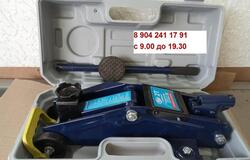 Продам: Продаю домкрат гидравлический подкатной в Саратове - объявление №2091890