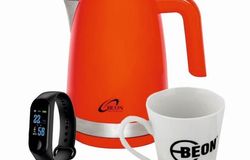 Продам: Чайник электрический Beon BN-379 + кружка с фитнесс-часами BN/GB-002 в Симферополе - объявление №210507