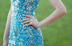 Продам: Продам свадебное-выпускное эксклюзивное платье-трансформер, размер 44-46 в Пензе - объявление №96766